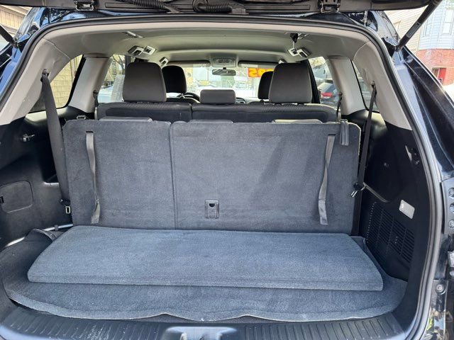 Used 2015 Toyota Highlander LE image 27