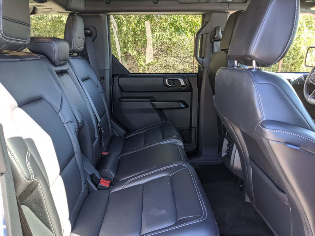 New 2025 Ford Bronco Outer Banks image 24