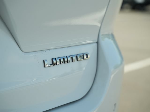 Used 2022 Jeep Grand Cherokee L Limited AWD/4WD image 44
