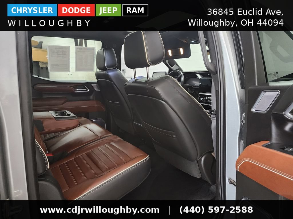 Used 2023 GMC Sierra 1500 Denali Ultimate AWD/4WD image 40
