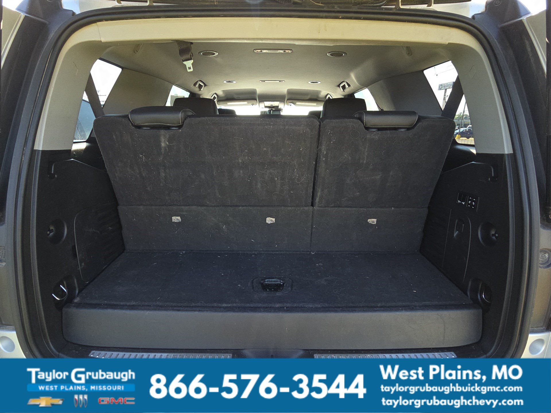 Used 2020 Chevrolet Tahoe Premier AWD/4WD image 16