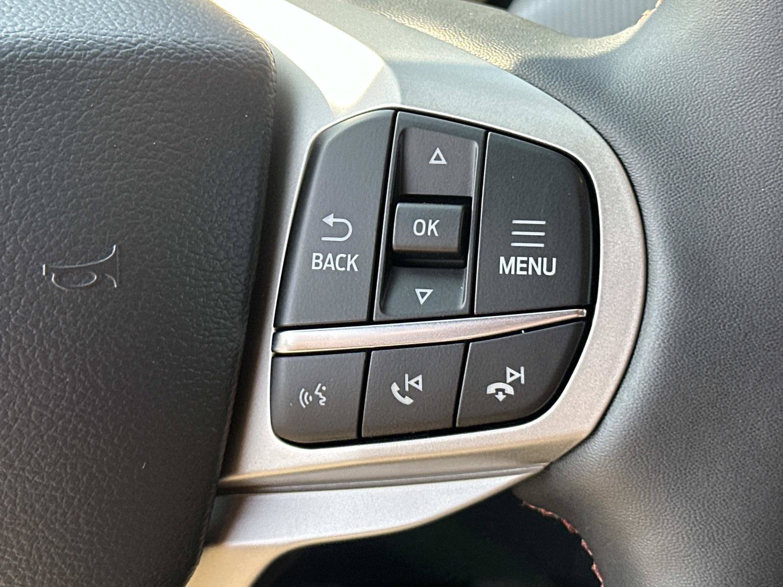 New 2027 Ford Explorer Active w/ Active Comfort Package AWD/4WD image 14
