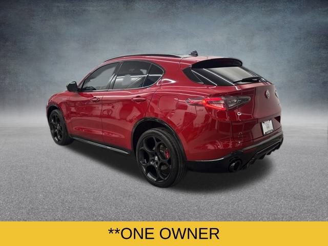 Used 2024 Alfa Romeo Stelvio Veloce image 6