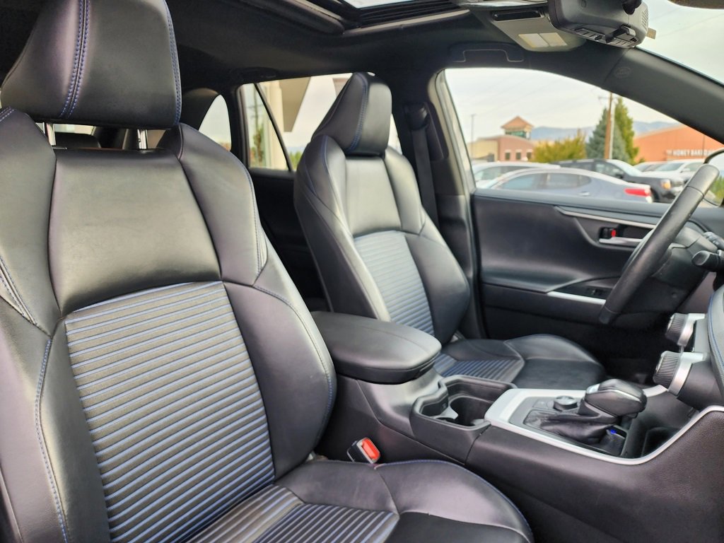 Used 2020 Toyota RAV4 XSE image 18