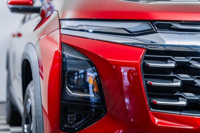 New 2026 Chevrolet Equinox LT w/ Convenience Package II image 13