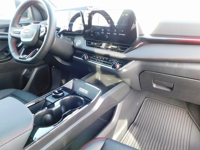 New 2026 Chevrolet Equinox RS w/ Safety and Technology Package image 18