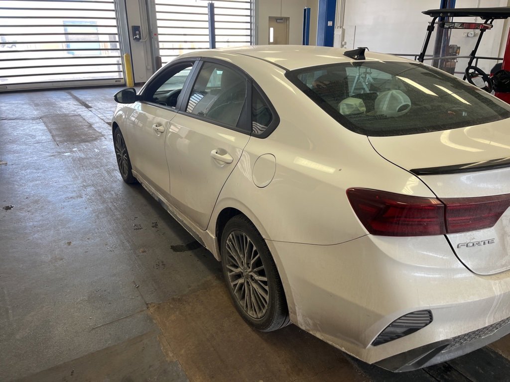 Used 2024 Kia Forte GT-Line w/ GT-Line Premium Package image 3