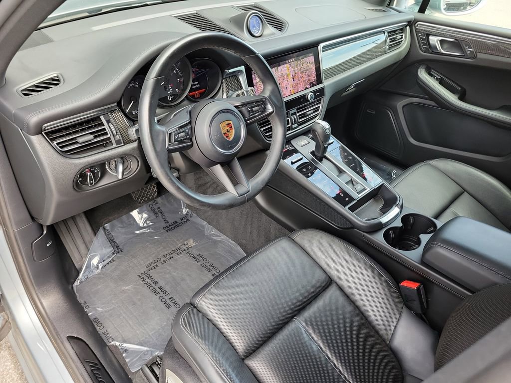 Certified 2022 Porsche Macan GTS AWD/4WD image 5