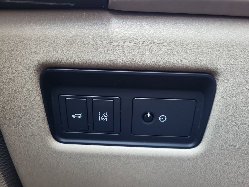 Used 2016 Land Rover Range Rover Long Wheelbase Supercharged image 30