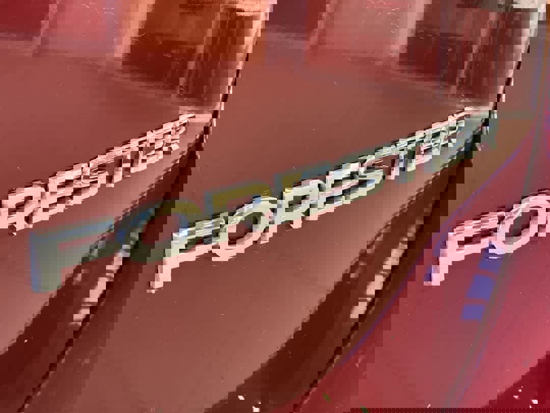 Used 2020 Subaru Forester Premium image 11