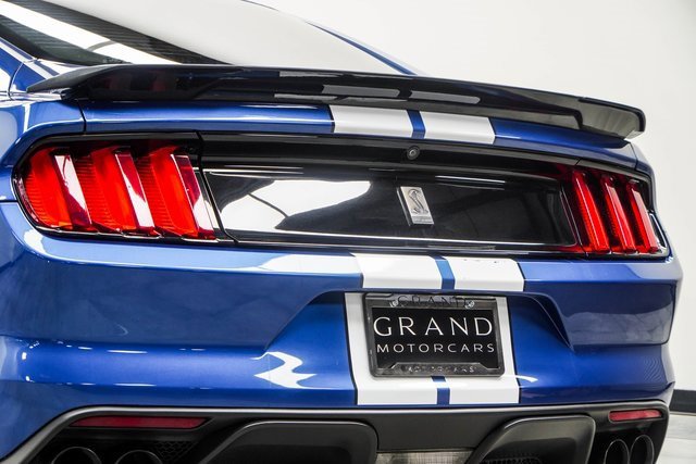 Used 2017 Ford Mustang Shelby GT350 image 14