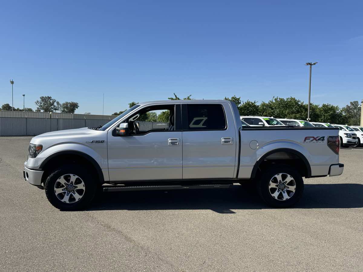 Used 2014 Ford F150 FX4 w/ Equipment Group 402A Luxury AWD/4WD image 6