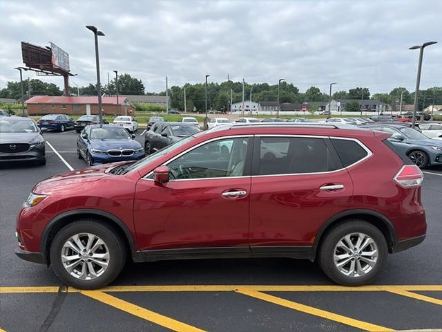 Used 2016 Nissan Rogue SL w/ SL Premium Package FWD image 3