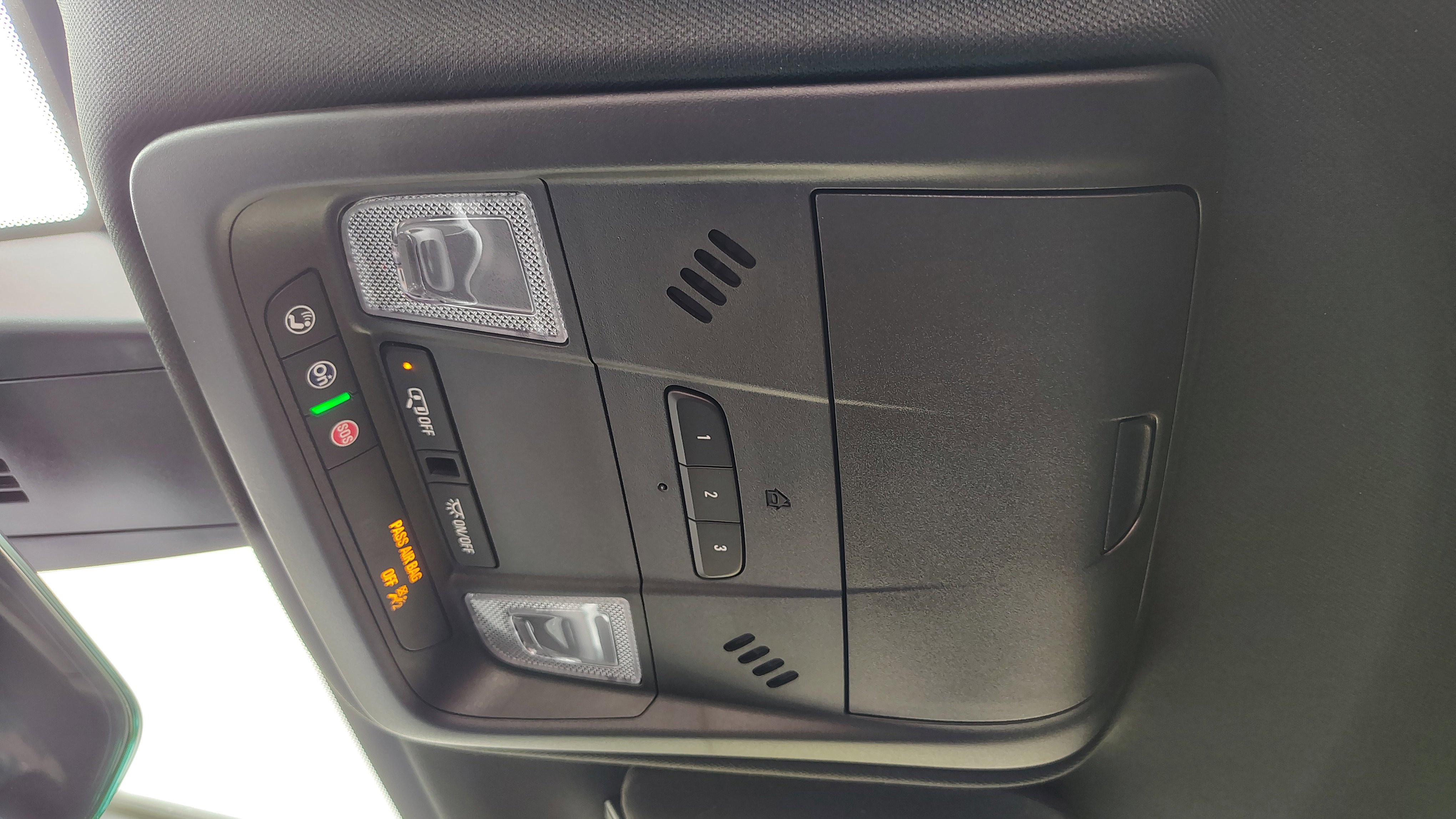 New 2025 Cadillac XT5 Luxury w/ LPO, Floor Liner Package image 34