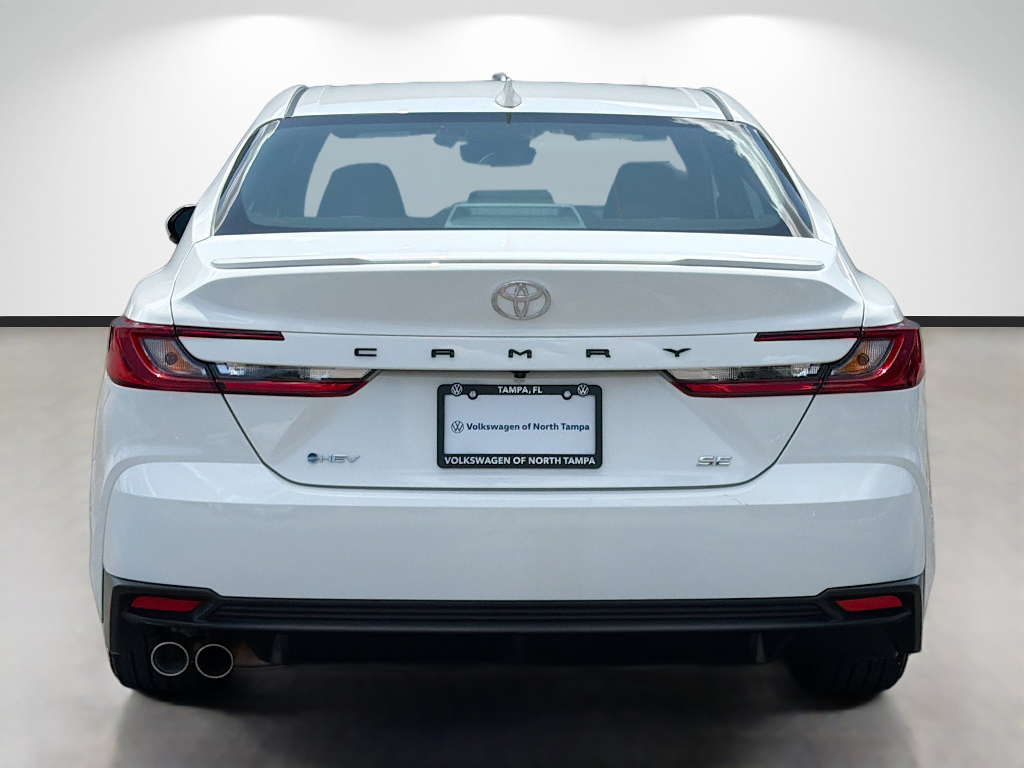 Used 2025 Toyota Camry SE w/ Multimedia Upgrade Package FWD image 4
