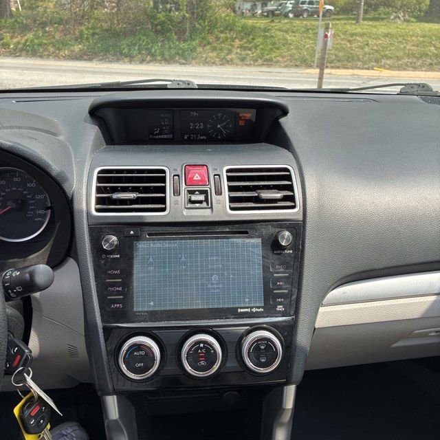 Used 2017 Subaru Forester 2.5i Premium w/ All-Weather Package AWD/4WD image 6