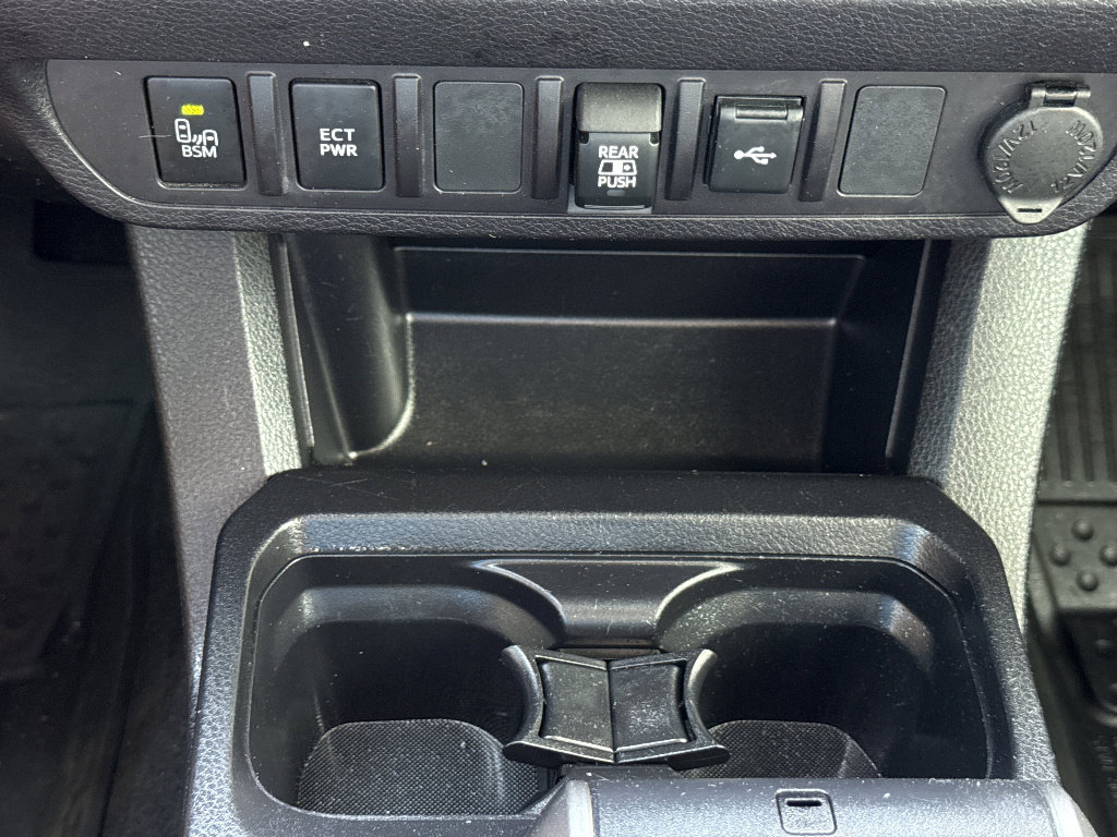 Used 2023 Toyota Tacoma SR5 w/ Technology Package AWD/4WD image 19