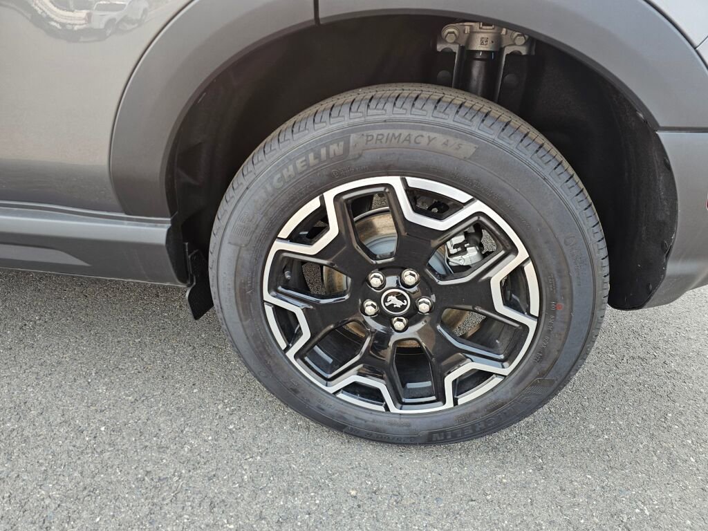 New 2025 Ford Bronco Outer Banks w/ Sasquatch Package image 6