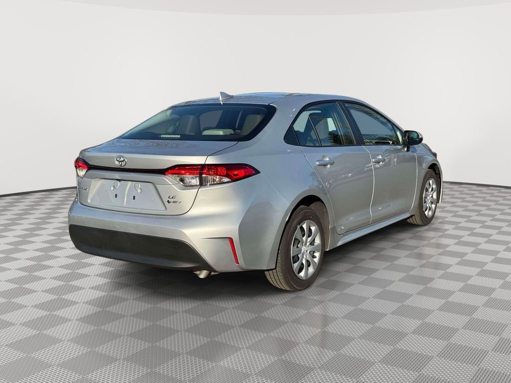 Used 2026 Toyota Corolla LE AWD/4WD image 7