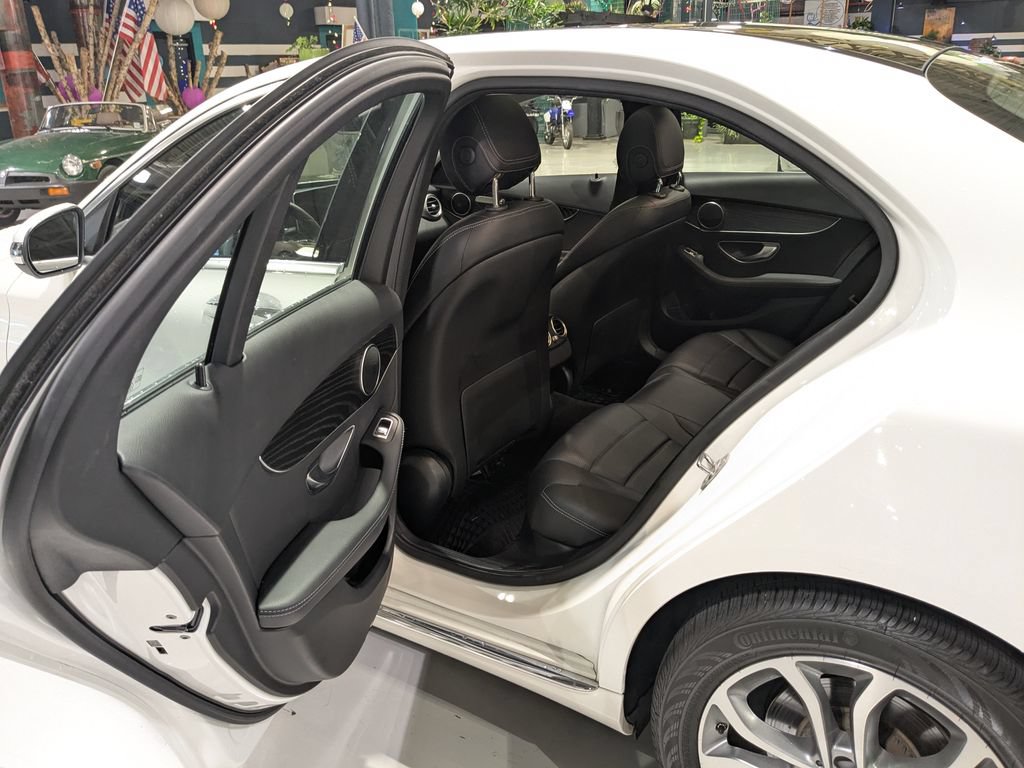 Certified 2016 Mercedes-Benz C 300 4MATIC Sedan image 14