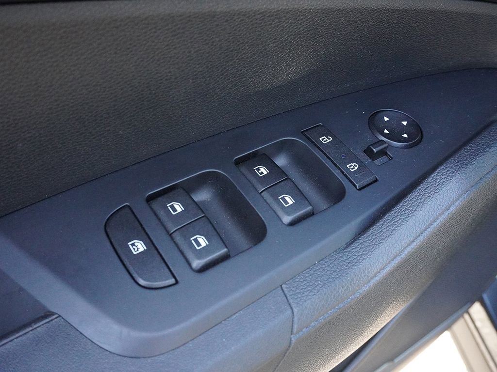 Used 2023 Kia Sportage LX AWD/4WD image 29
