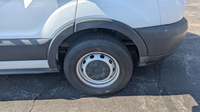 Used 2017 Ford Transit 250 Med Rf Cargo image 11