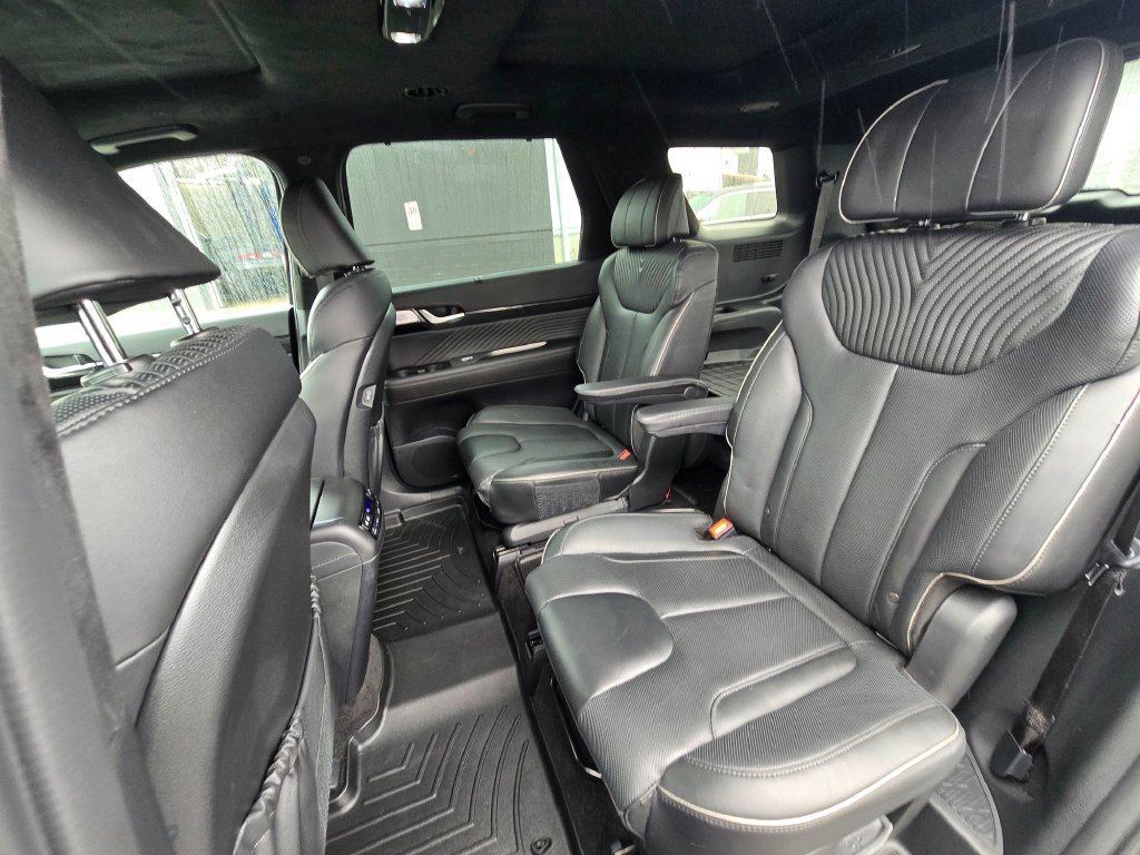 Used 2025 Hyundai Palisade Calligraphy AWD/4WD image 17