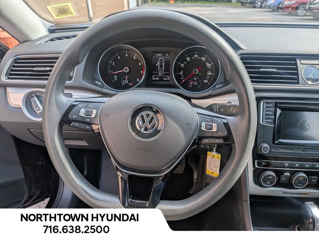 Used 2017 Volkswagen Passat 1.8T S FWD image 5