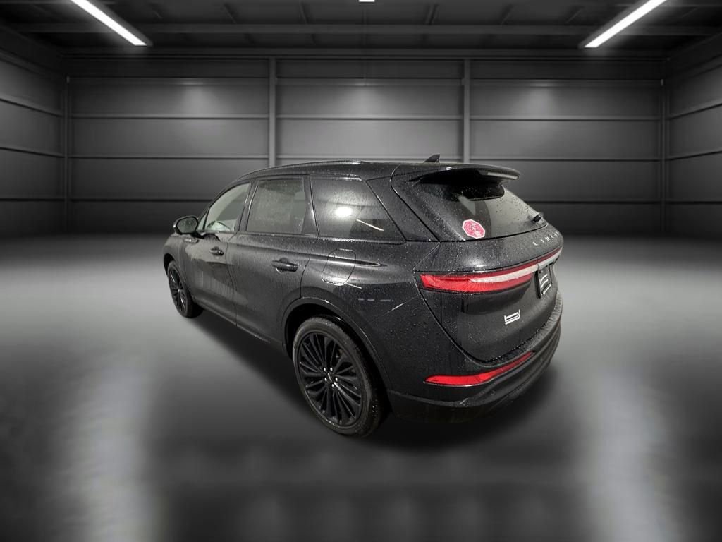 New 2025 Lincoln Corsair Reserve w/ Equipment Group 202A image 4