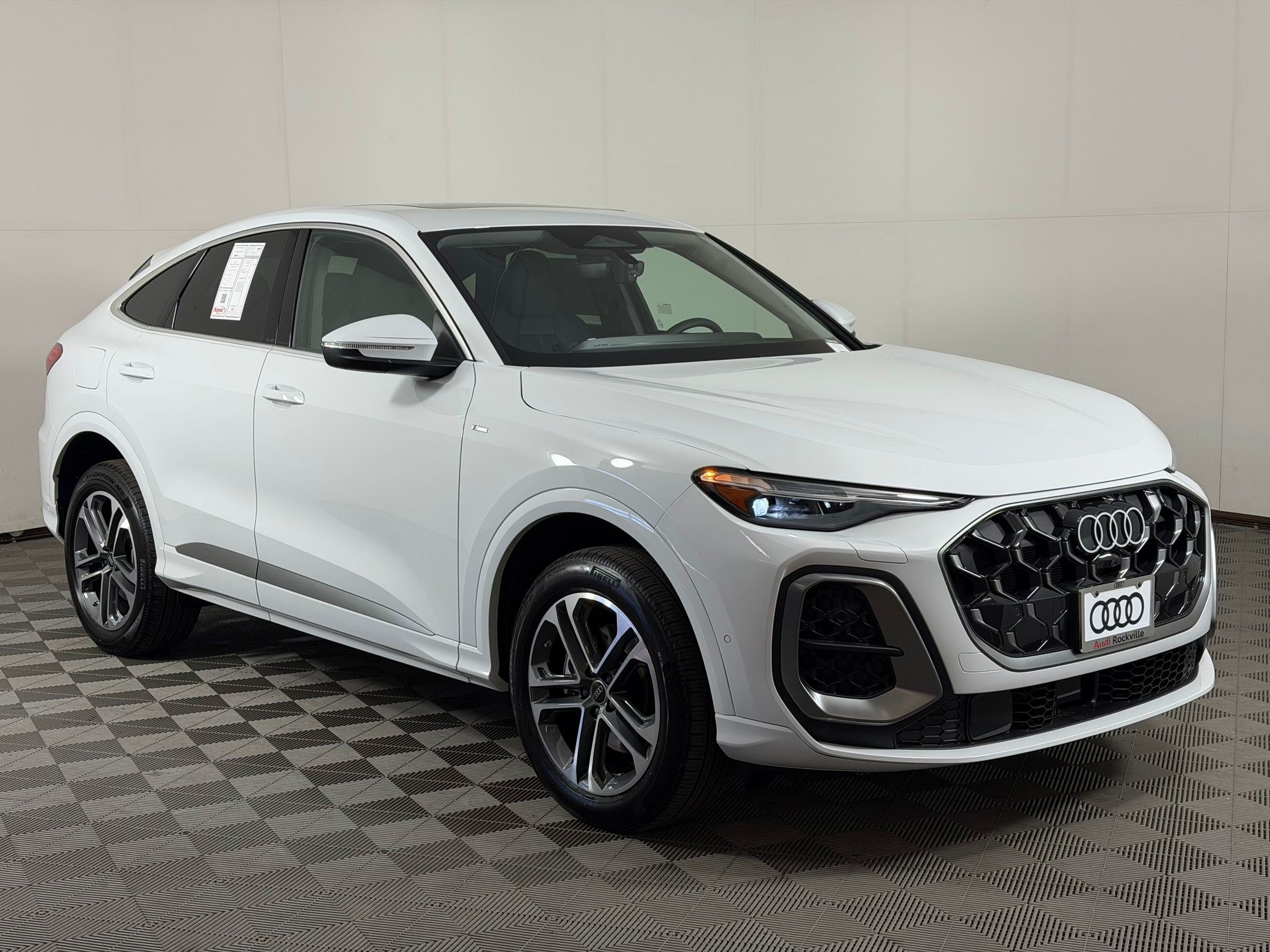 New 2026 Audi Q5 Premium Plus AWD/4WD image 7