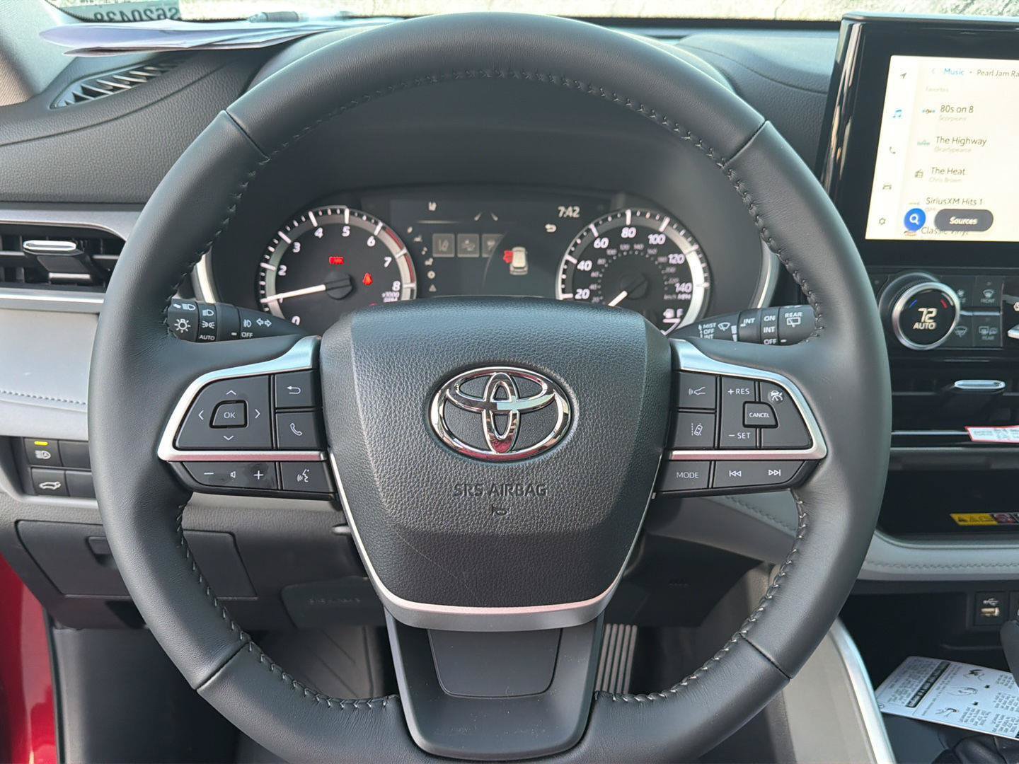 New 2026 Toyota Highlander XLE AWD/4WD image 21