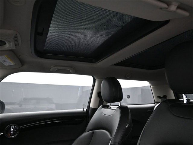 Used 2015 MINI Cooper S image 24