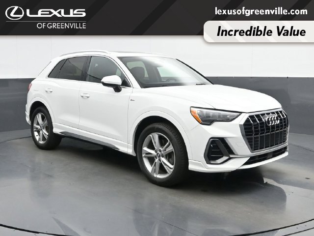 Used 2020 Audi Q3 2.0T Premium w/ Convenience Package AWD/4WD image 1