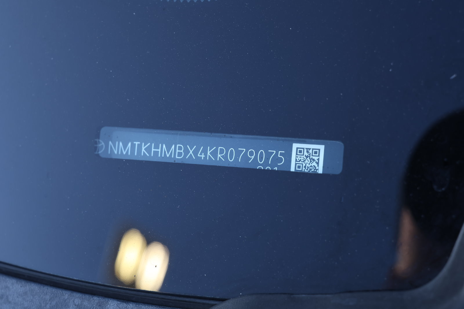 Used 2019 Toyota C-HR Limited FWD image 33