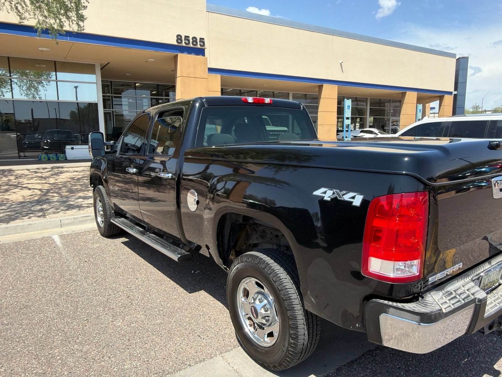 Used 2012 GMC Sierra 2500 W/T AWD/4WD image 7