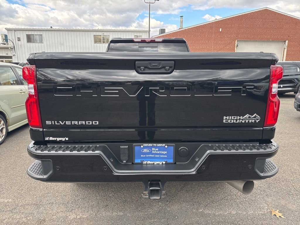 Used 2021 Chevrolet Silverado 3500 High Country w/ Z71 Off-Road Package image 5