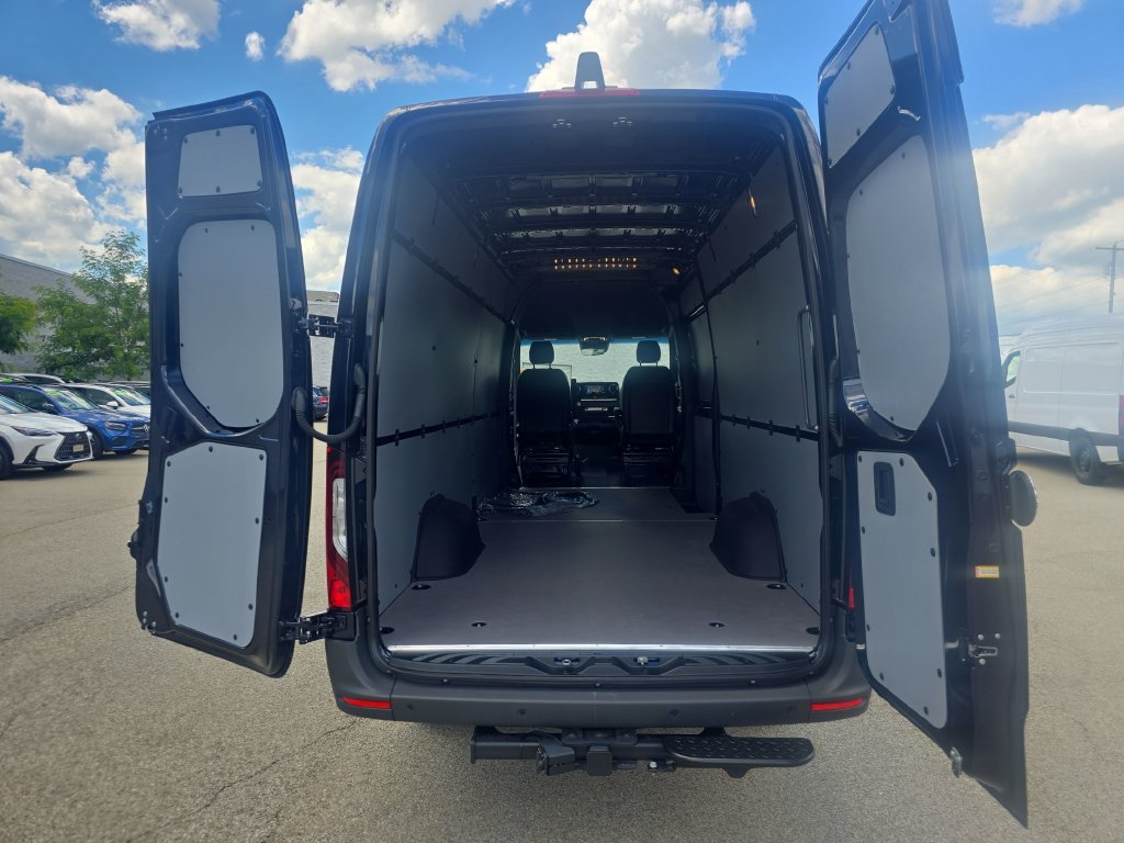 New 2026 Mercedes-Benz Sprinter 2500 image 21