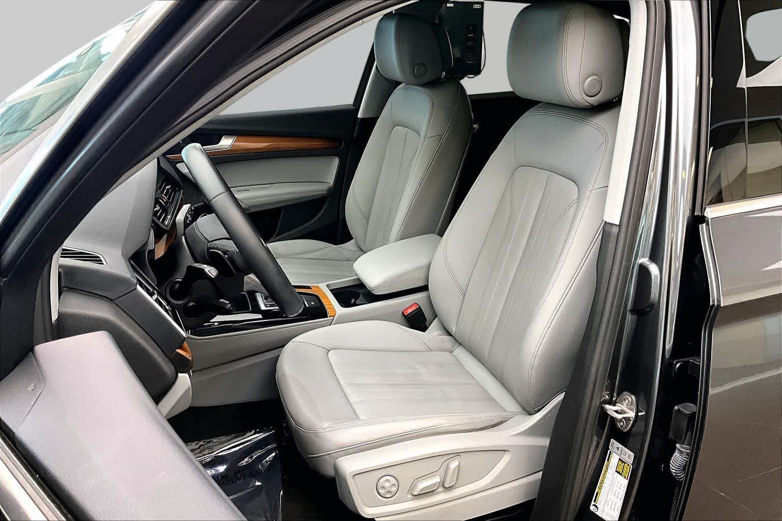 Used 2023 Audi Q5 2.0T Premium Plus AWD/4WD image 8