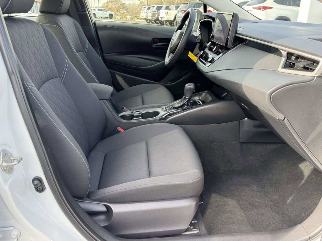 Certified 2025 Toyota Corolla LE image 13