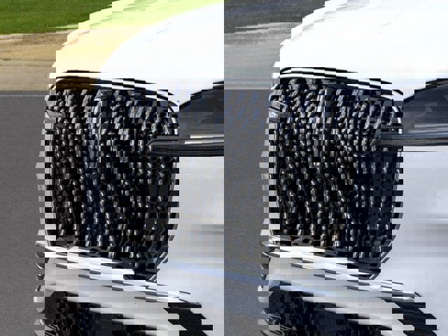 New 2026 Lincoln Aviator AWD image 39