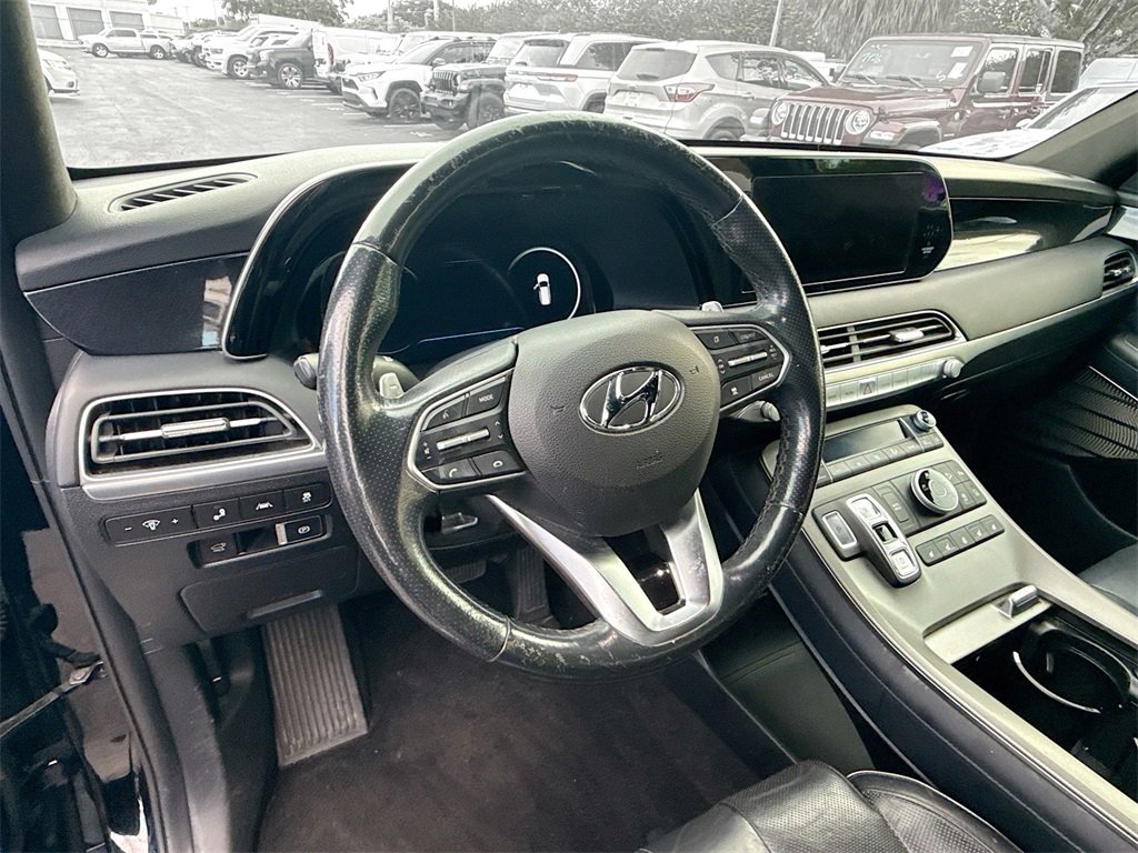 Used 2021 Hyundai Palisade Calligraphy image 12