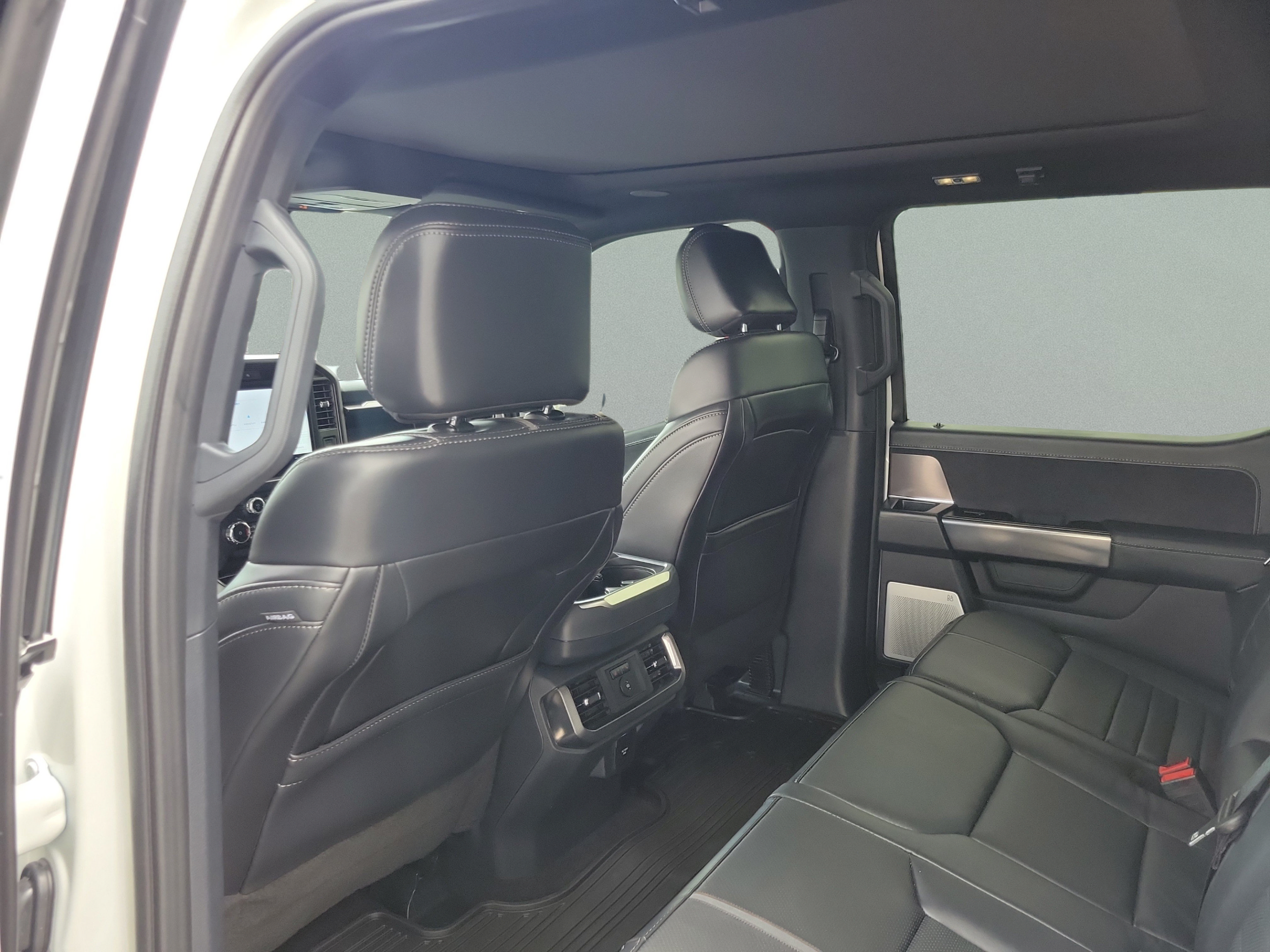 Used 2026 Ford F150 Platinum w/ Equipment Group 702A High AWD/4WD image 12