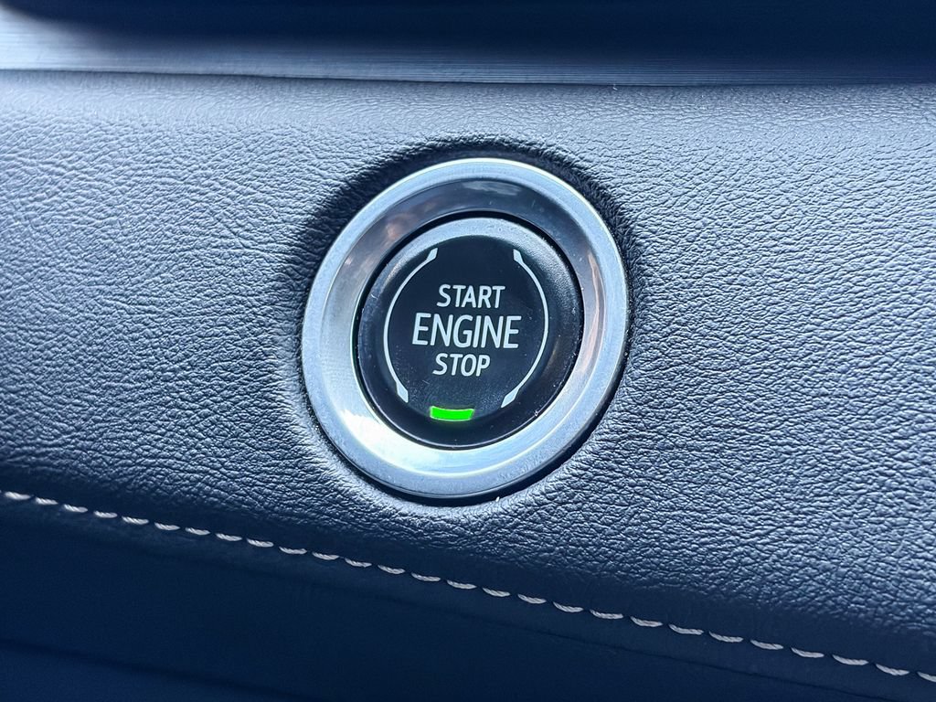 Certified 2023 Cadillac Escalade Sport w/ LPO, ONYX Package AWD/4WD image 21