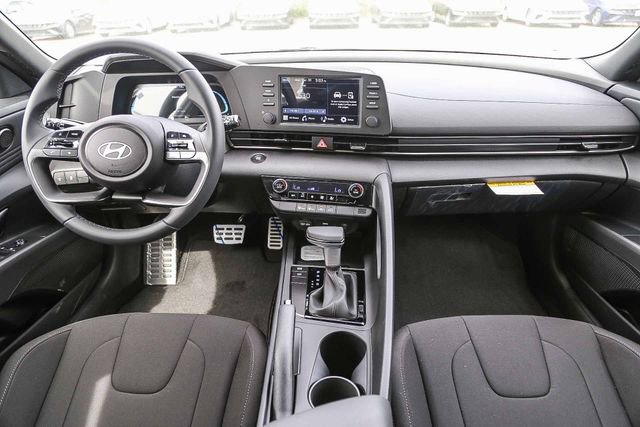New 2026 Hyundai Elantra Sport FWD image 14