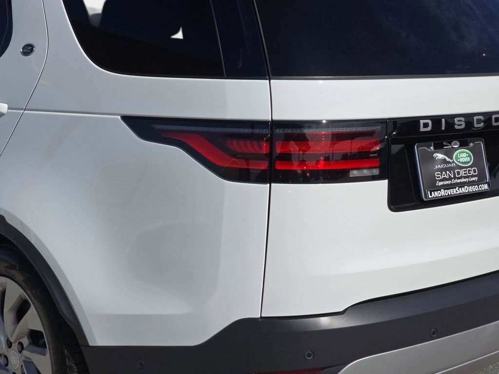 New 2026 Land Rover Discovery S AWD/4WD image 37