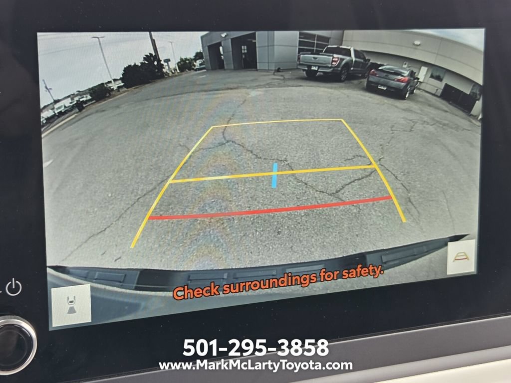 Used 2024 Toyota Tacoma TRD Off-Road AWD/4WD image 19