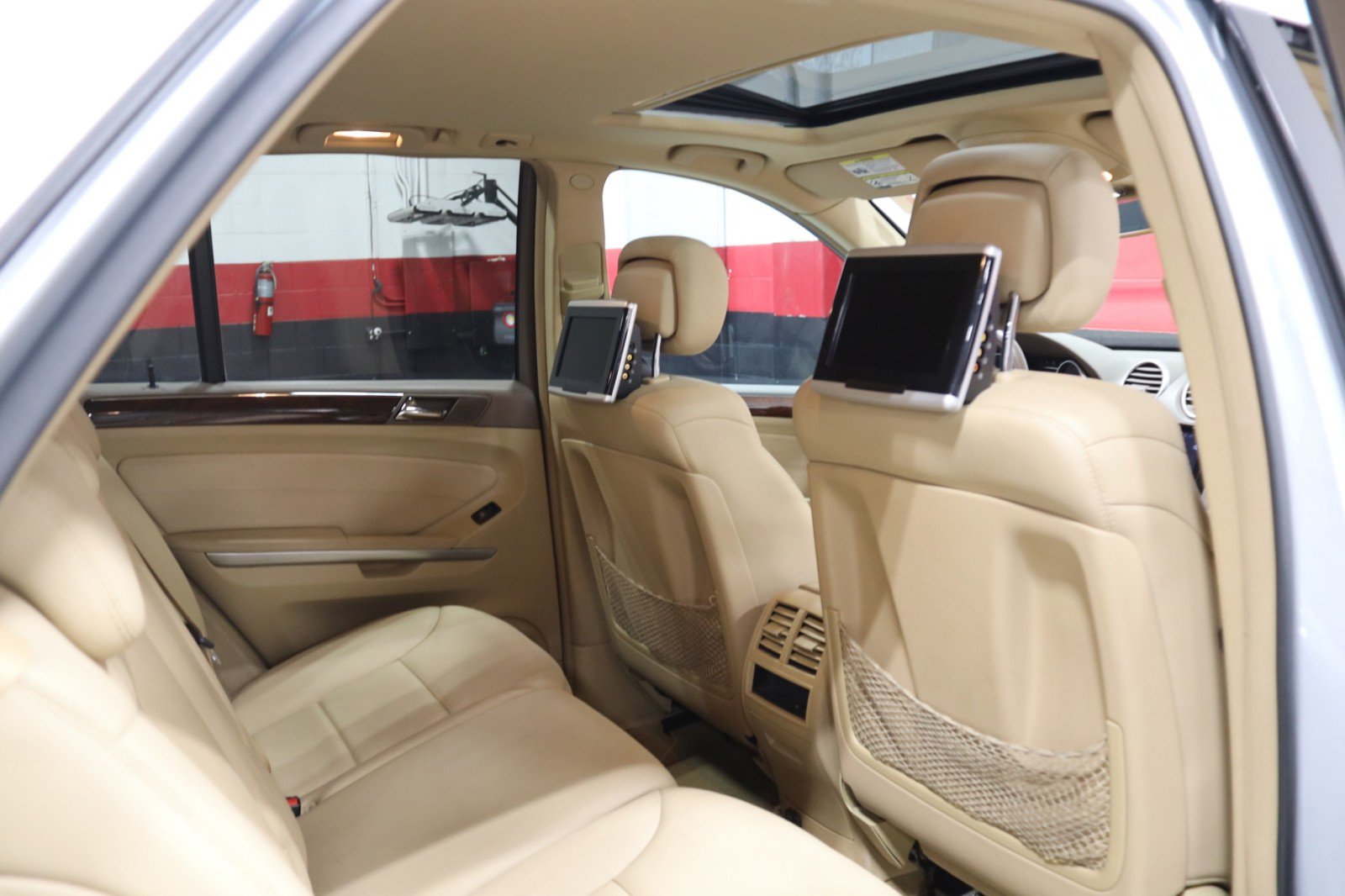 Used 2009 Mercedes-Benz ML 550 4MATIC image 49