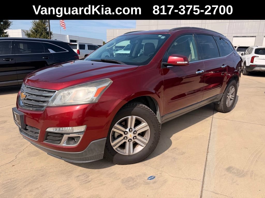 Used 2017 Chevrolet Traverse LT FWD video 1