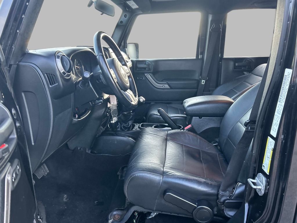 Used 2012 Jeep Wrangler Unlimited Sport image 12