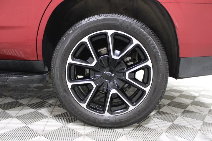 Used 2023 Chevrolet Tahoe RST w/ Luxury Package AWD/4WD image 47